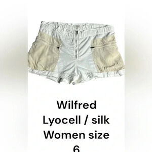 Wilfred Ariztia Paradis  White shorts,lyocell,silk ,women size 6. Metal logo